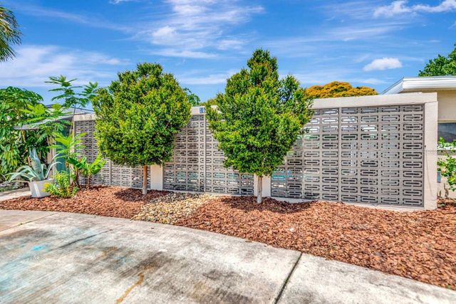 1950 45TH STREET N, St Petersburg, FL 33713