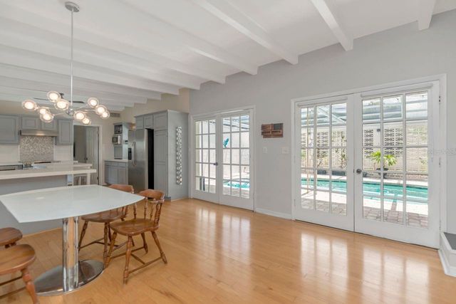 1950 45TH STREET N, St Petersburg, FL 33713