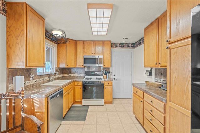 1904 Ca-132, La Grange, CA 95329