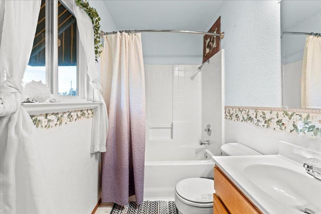 1904 Ca-132, La Grange, CA 95329