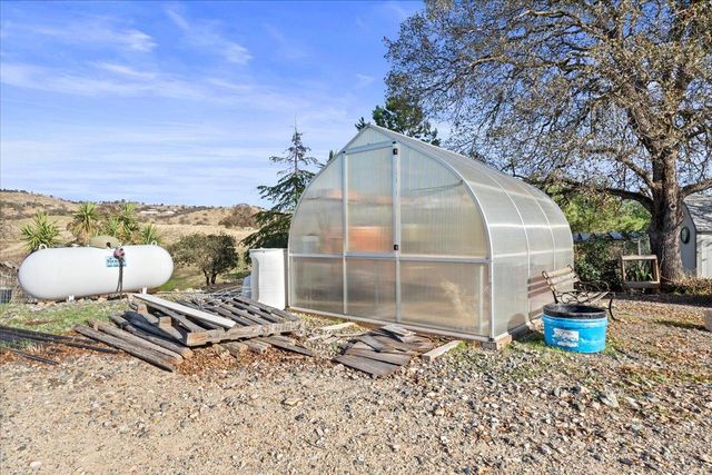 1904 Ca-132, La Grange, CA 95329