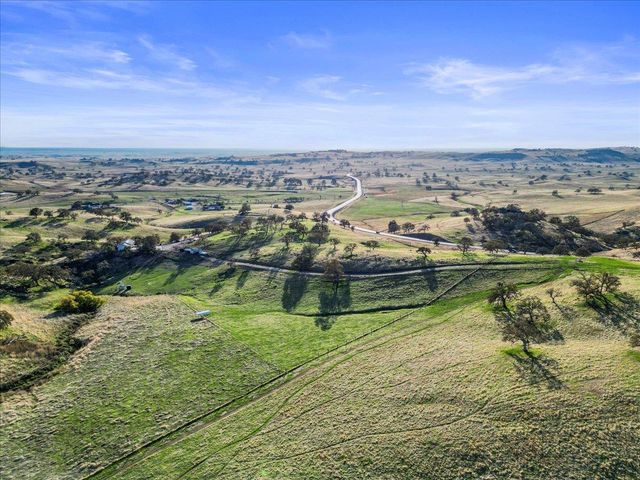 1904 Ca-132, La Grange, CA 95329