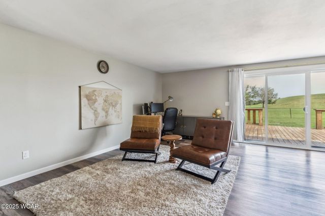 209 Barnsbury Drive, Lima, OH 45804