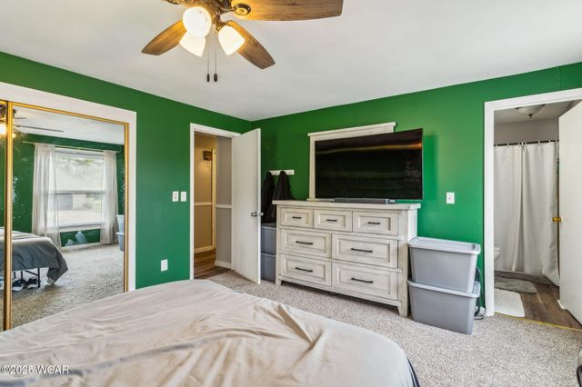 209 Barnsbury Drive, Lima, OH 45804