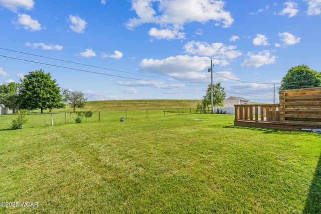 209 Barnsbury Drive, Lima, OH 45804