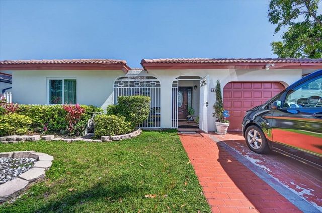14313 SW 100th Ln, Miami, FL 33186