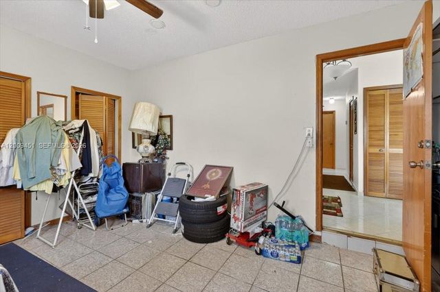 14313 SW 100th Ln, Miami, FL 33186