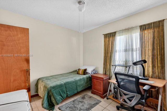 14313 SW 100th Ln, Miami, FL 33186