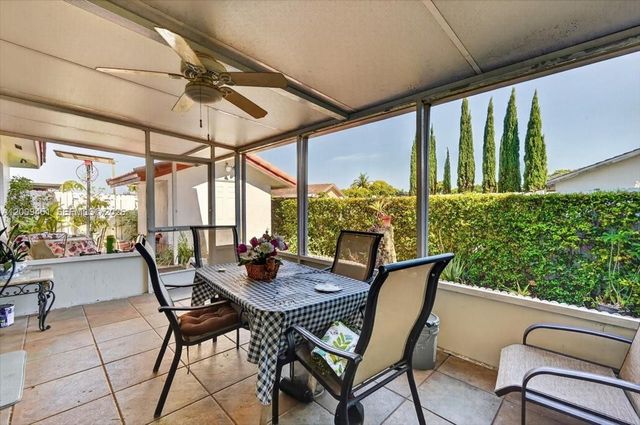 14313 SW 100th Ln, Miami, FL 33186