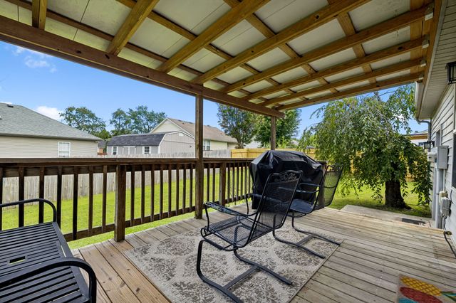 2029 Patricia Dr, Greenbrier, TN 37073