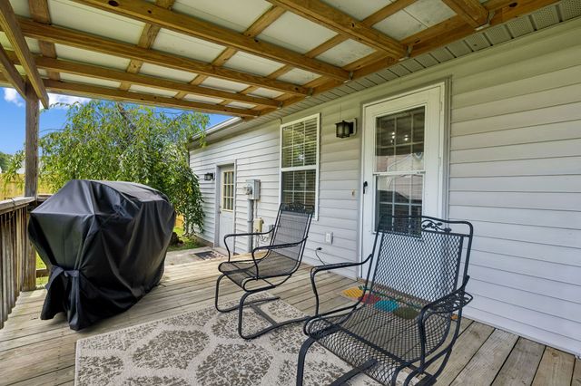 2029 Patricia Dr, Greenbrier, TN 37073