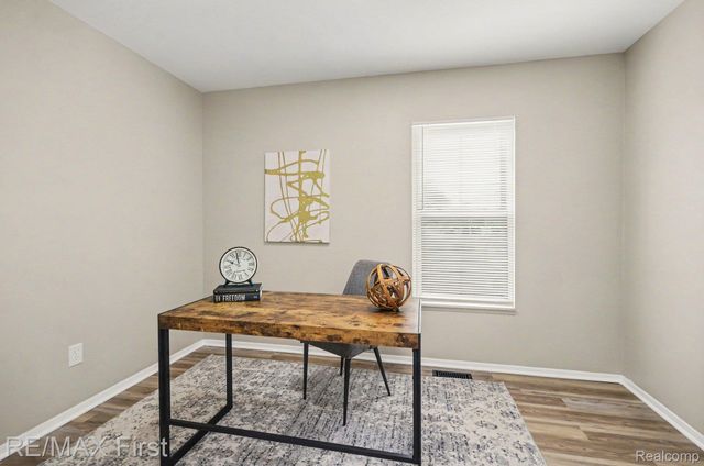 27701 Roy Street, St. Clair Shores, MI 48081