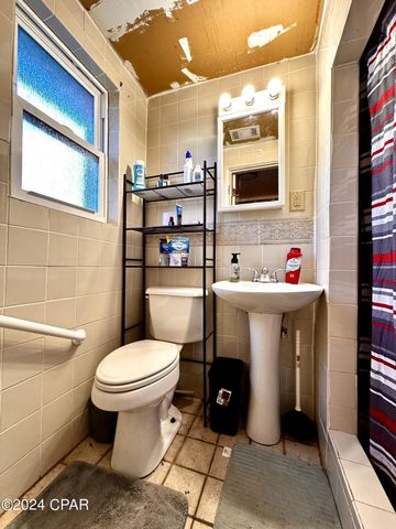 4170 Wintergreen Road, Greenwood, FL 32443