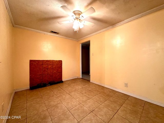 4170 Wintergreen Road, Greenwood, FL 32443