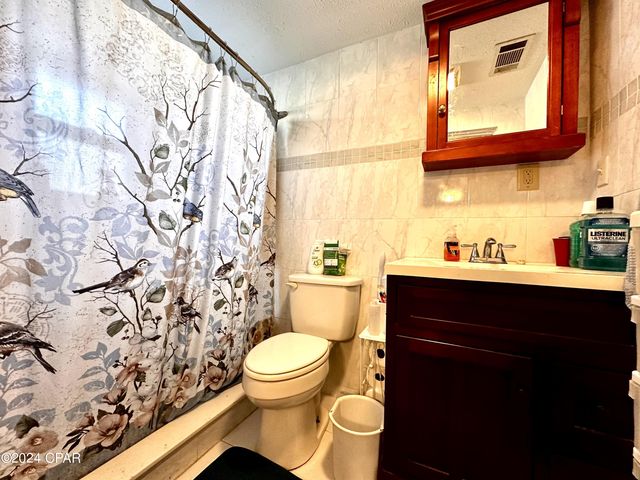 4170 Wintergreen Road, Greenwood, FL 32443