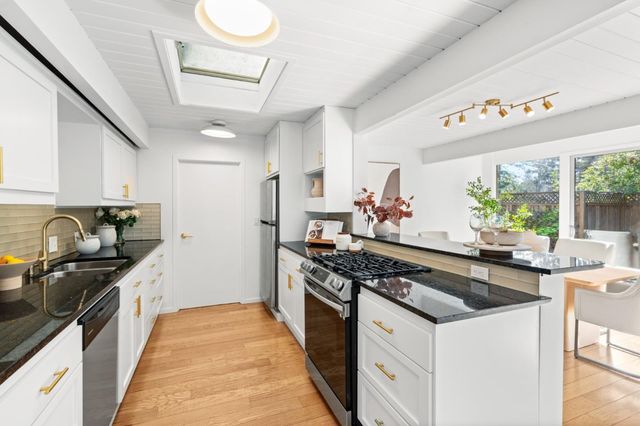 2505 Greer Road, Palo Alto, CA 94303