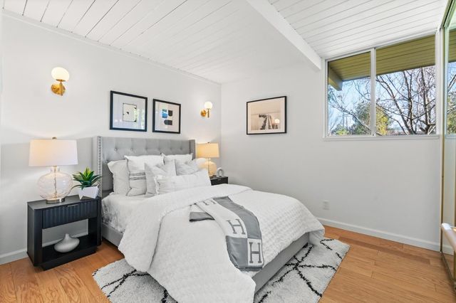 2505 Greer Road, Palo Alto, CA 94303