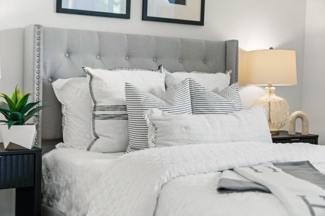 2505 Greer Road, Palo Alto, CA 94303