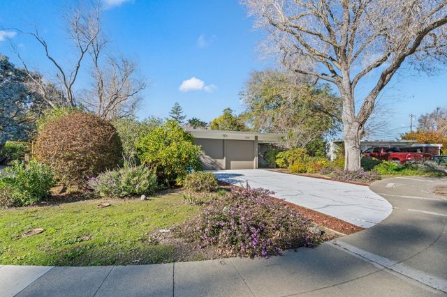 2505 Greer Road, Palo Alto, CA 94303