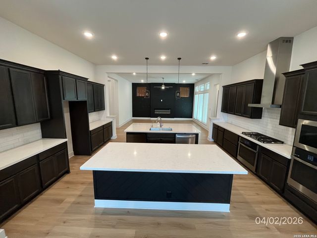 419 Aurora Basin, Cibolo, TX 78108