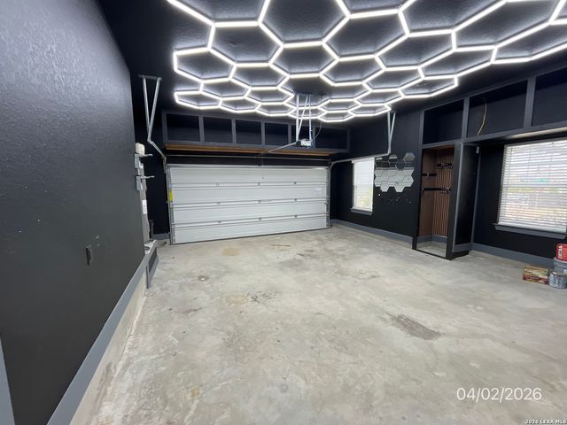 419 Aurora Basin, Cibolo, TX 78108