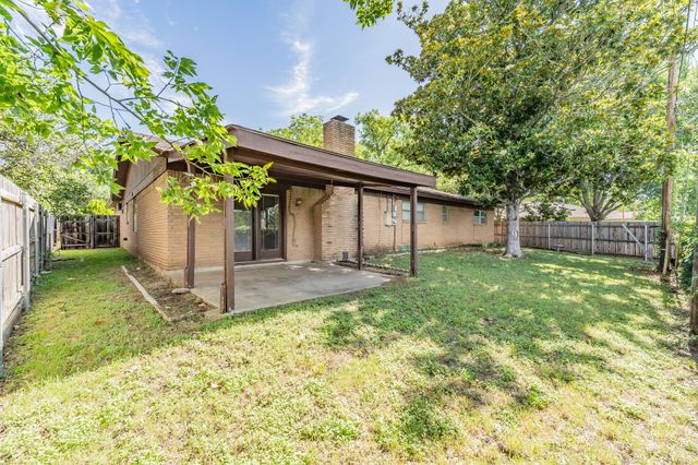 708 Simpson Terrace, Bedford, TX 76021