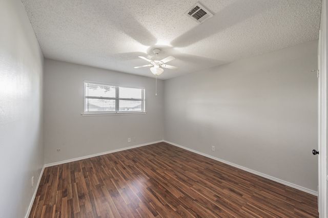 708 Simpson Terrace, Bedford, TX 76021