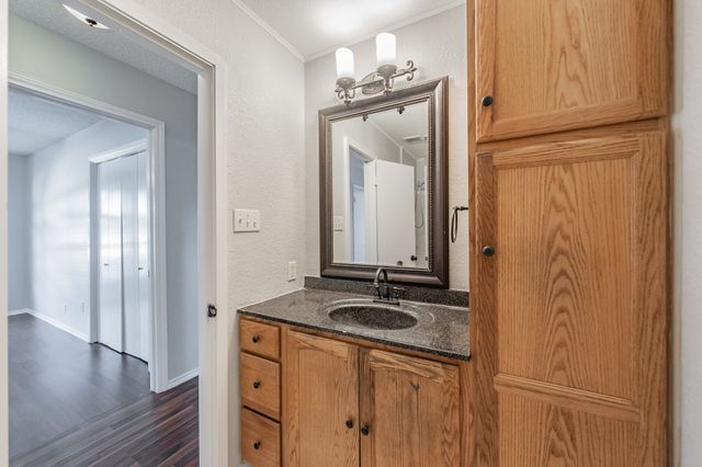 708 Simpson Terrace, Bedford, TX 76021