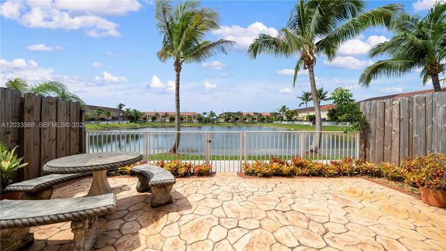 16590 SW 70th Street, Miami, FL 33193