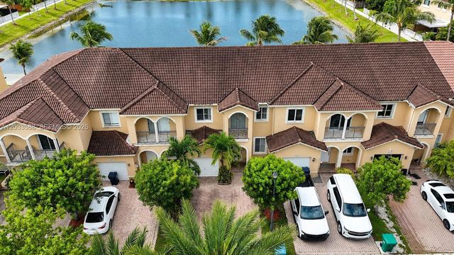 16590 SW 70th Street, Miami, FL 33193