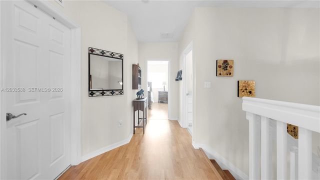 16590 SW 70th Street, Miami, FL 33193