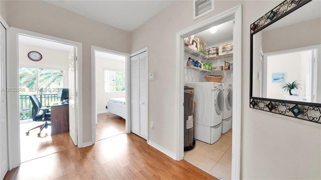 16590 SW 70th Street, Miami, FL 33193