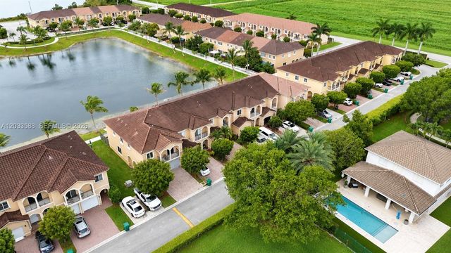 16590 SW 70th Street, Miami, FL 33193