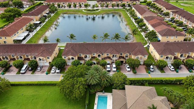 16590 SW 70th Street, Miami, FL 33193