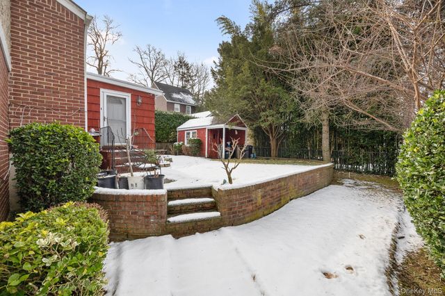 46-26 Concord Avenue, Great Neck, NY 11020