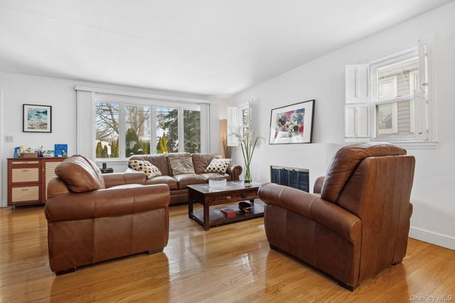 46-26 Concord Avenue, Great Neck, NY 11020