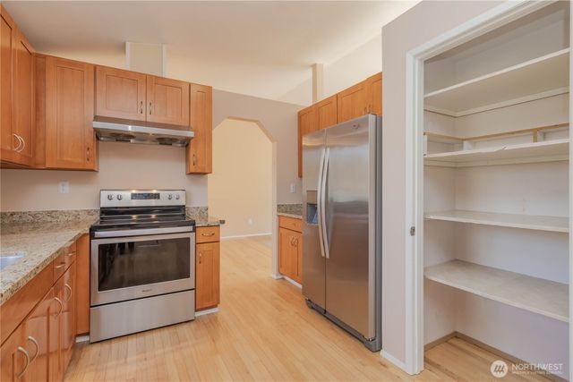 12015 142nd Street Ct E, Puyallup, WA 98374