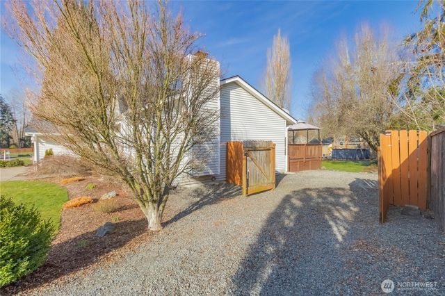 12015 142nd Street Ct E, Puyallup, WA 98374