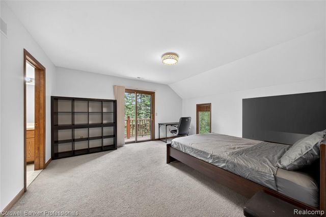 2076 Shore Hill Court, West Bloomfield, MI 48323