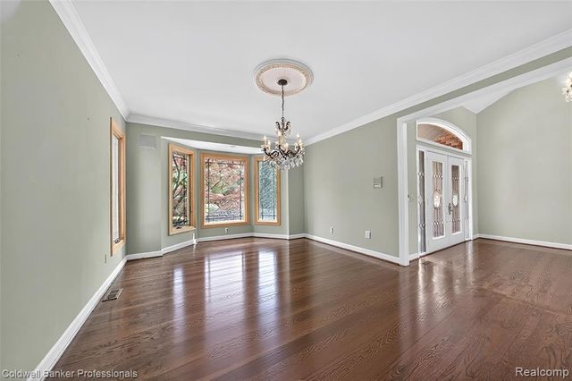 2076 Shore Hill Court, West Bloomfield, MI 48323