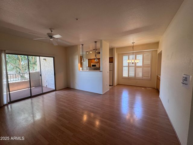 14950 W MOUNTAIN VIEW Boulevard 7202, Surprise, AZ 85374