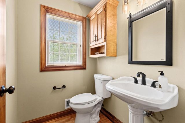 8621 Talamasca DRIVE, Franksville, WI 53126