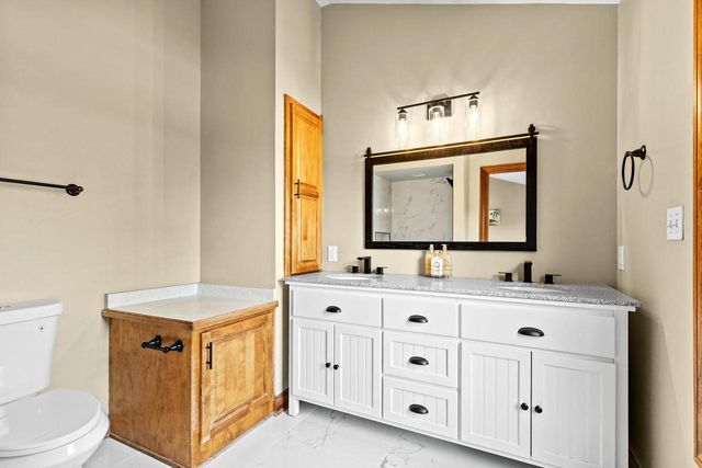 8621 Talamasca DRIVE, Franksville, WI 53126