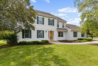 8621 Talamasca DRIVE, Franksville, WI 53126