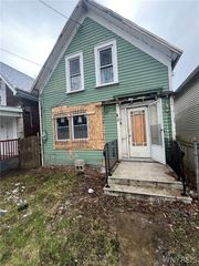 17 California Street, Buffalo, NY 14213