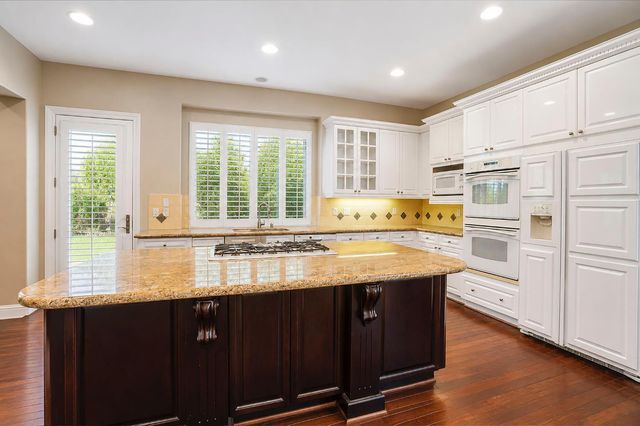 2200 Frascati Dr, El Dorado Hills, CA 95762