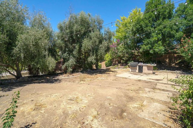 2200 Frascati Dr, El Dorado Hills, CA 95762