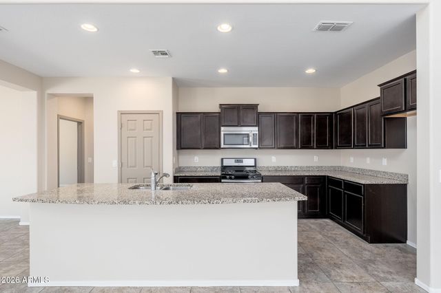 17164 W HEDGEHOG Place, Surprise, AZ 85387