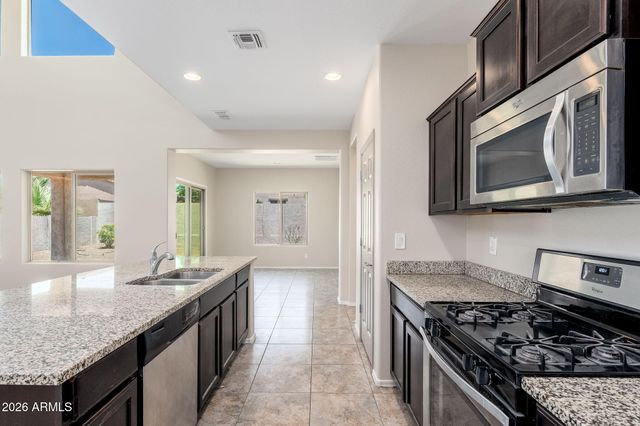 17164 W HEDGEHOG Place, Surprise, AZ 85387