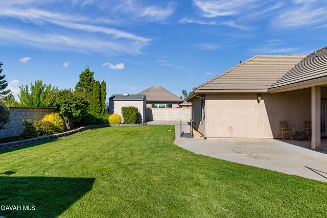 403 Mesquite Drive, Tehachapi, CA 93561